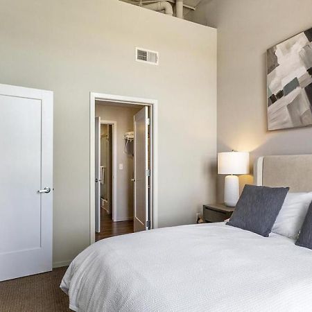 Landing Modern Apartment With Amazing Amenities Omaha Extérieur photo